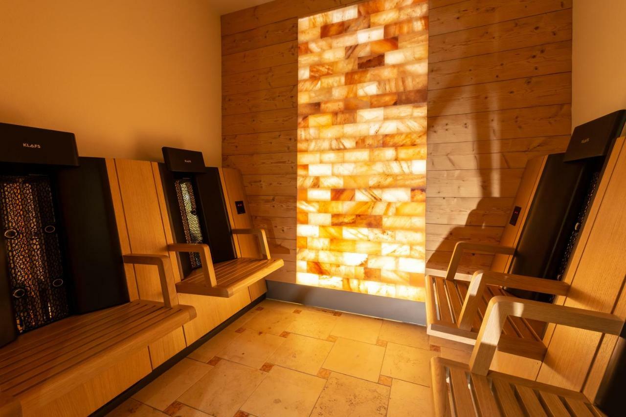 Hotel Dirsch Wellness & Spa Resort Emsing Kültér fotó